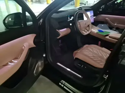 Nio EC6