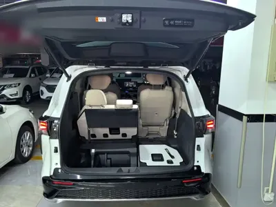 Toyota Granvia