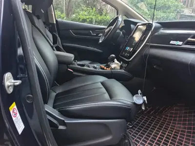 BYD MAX