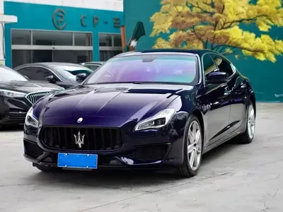 Maserati Quattroporte