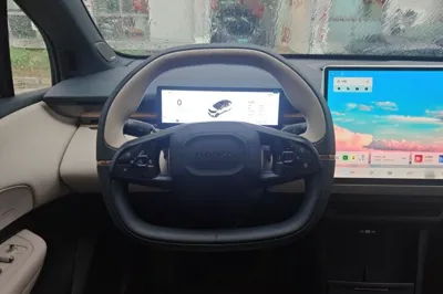 Lynk & Co Z20