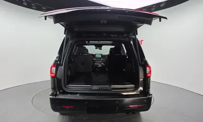 Lincoln Navigator