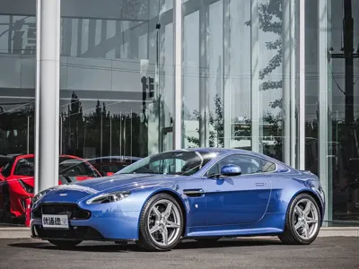 Aston Martin V8 Vantage