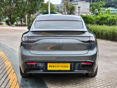 智界 Zhijie R7