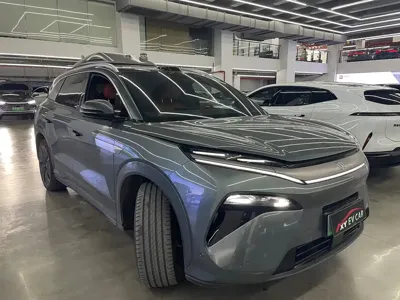BYD 唐L