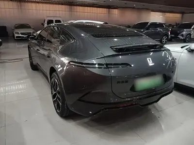 Avatr Avatr 12