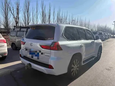 Lexus LX