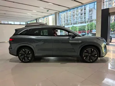 BYD 唐L
