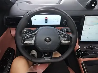 Nio EC6
