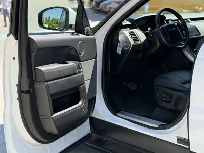 Land Rover Sport PHEV