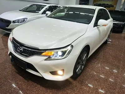 Toyota Reiz