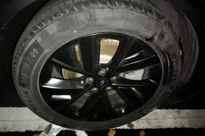 Li Auto L8