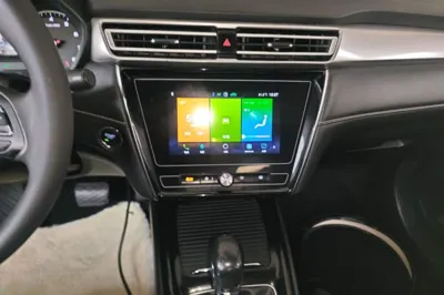 Roewe i5