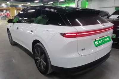 Li Auto Li Auto i6