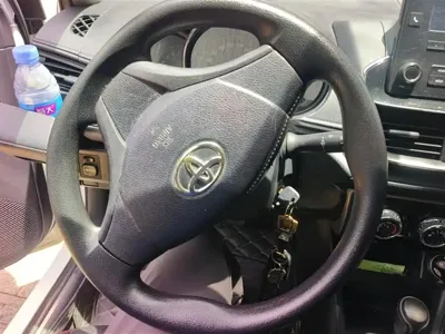 Toyota Yaris L