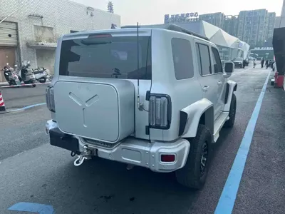 Tank Tank 300
