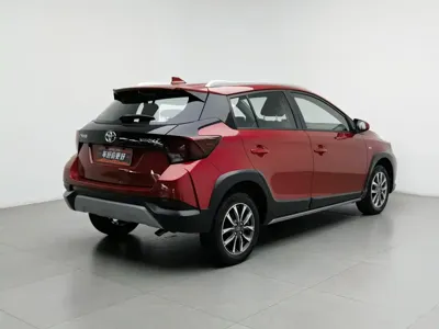 Toyota Yaris L