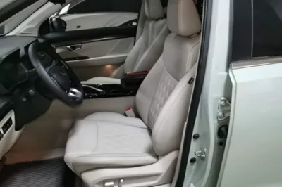 Wuling Asta