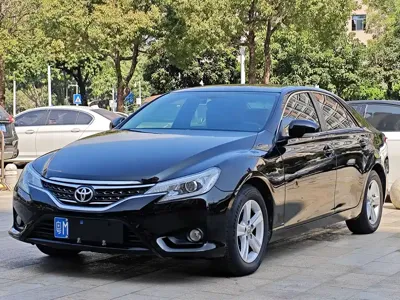 Toyota Reiz