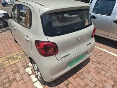 Wuling MINIEV