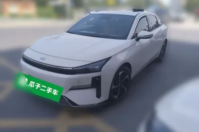 Geely Galaxy L6