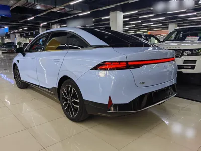 Xpeng P5