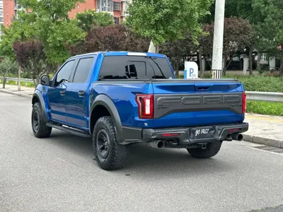 Ford F-150 Raptor