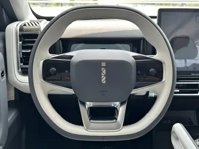 iCAR iCAR 03