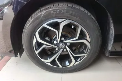 MG 5