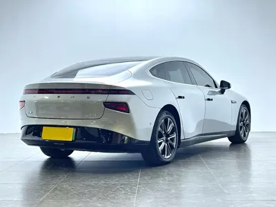 Xpeng P7