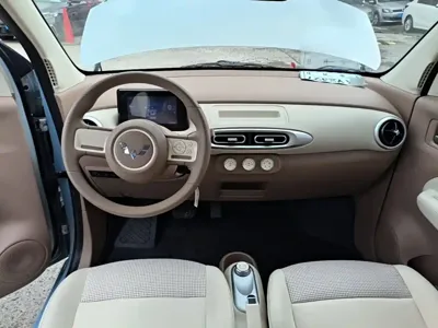Wuling MINIEV