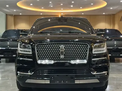 Lincoln Navigator
