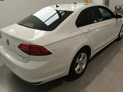 Volkswagen Lamando