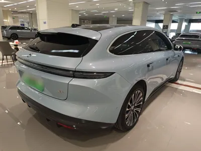 Nio ET5T