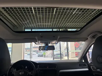 Volkswagen Golf EV