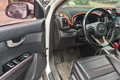 Kia KX3