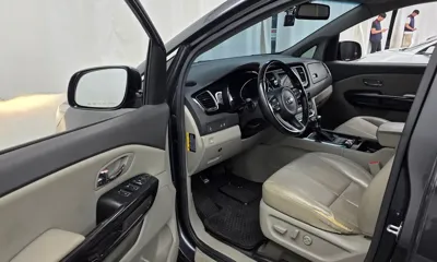 Kia Canival