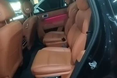 Li Auto L8