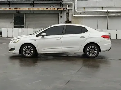 Citroen C4L
