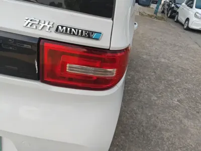 Wuling MINIEV