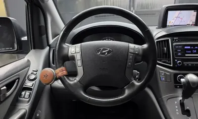 Hyundai Starex