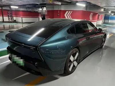 Xpeng P7