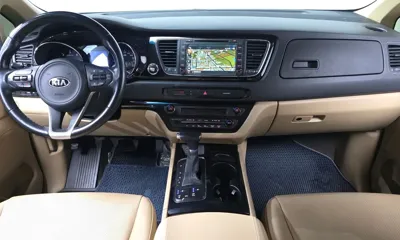 Kia Canival