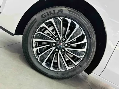 Buick GL8 Hybrid