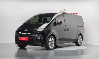 Hyundai Staria