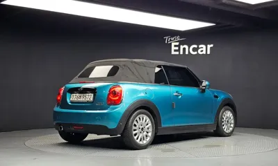 MINI Cooper Convertible