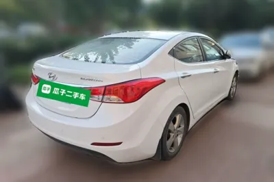 Hyundai Elantra (5th Generation