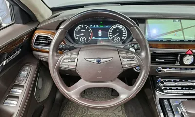 Genesis EQ900
