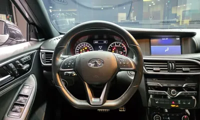 Infiniti Q30