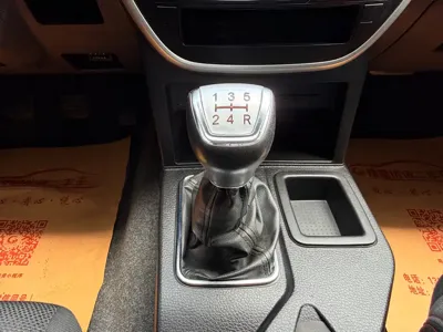 Isuzu T17